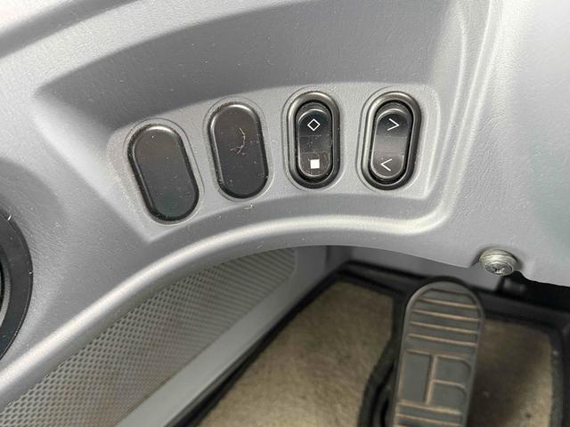 日本 コマツ WA100 7型 2600アワー(16枚目)