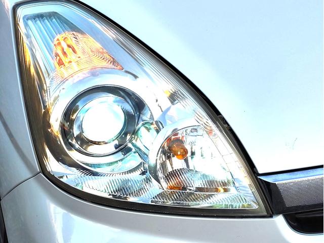 ステラ Ｌ　ブラックインテリアセレクション　４ＷＤ・タイミングベルト交換済み・ユーザー実働車買取直販・あうとれっと・室内クリーニング済み・地デジワンセグナビ・バックカメラ・スマートキーレス・ＨＩＤライト（3枚目）