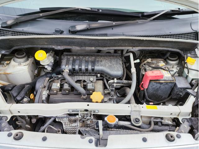 ステラ Ｌ　ブラックインテリアセレクション　４ＷＤ・タイミングベルト交換済み・ユーザー実働車買取直販・あうとれっと・室内クリーニング済み・地デジワンセグナビ・バックカメラ・スマートキーレス・ＨＩＤライト（10枚目）