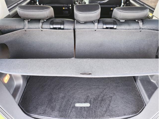 新品ヨコハマＩＧ７０スタッドレス＆新品夏タイヤ＆車検取得渡し＆快適安全上質装備モリモリの最上位グレード＆寒冷地仕様ワンオーナー車と、お得がゴールドラッシュな１台！