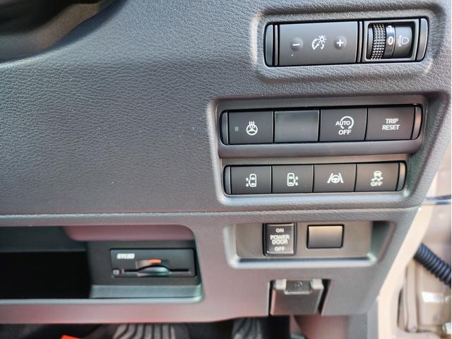 デリカミニ T プレミアム デリマルパッケージ 4WD(24枚目)