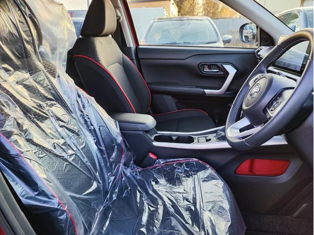 ライズ Ｚ　４ＷＤ・ワンオーナー・スマートアシスト・９インチディスプレイオーディオ・ＴＶ走行中視聴ＯＫ・パノラミックビュー・ＥＴＣ・電動パーキング・オートブレーキホールド・前後ドライブレコーダー・夏冬タイヤアルミ（11枚目）