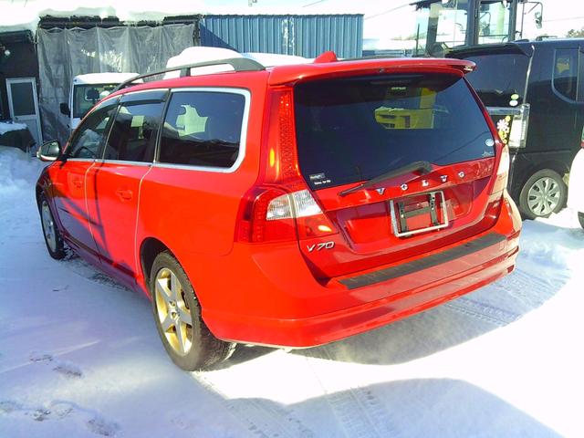 Ｖ７０ 　３．２ＳＥ４ＷＤ　車検整備付　キーレス　シートヒーター　ＥＴＣ　４ＷＤ　３２００（10枚目）