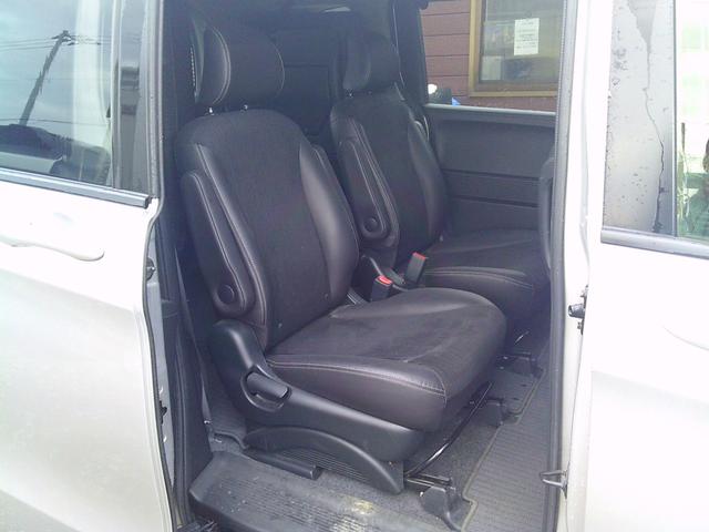 フリード G プレミアムエディション 車検整備付 4WD 両側スライドドア エンジンスターター ナビ TV Bモニター 6人(8枚目)