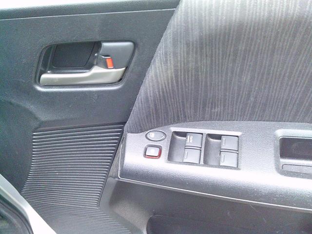 フリード G プレミアムエディション 車検整備付 4WD 両側スライドドア エンジンスターター ナビ TV Bモニター 6人(18枚目)