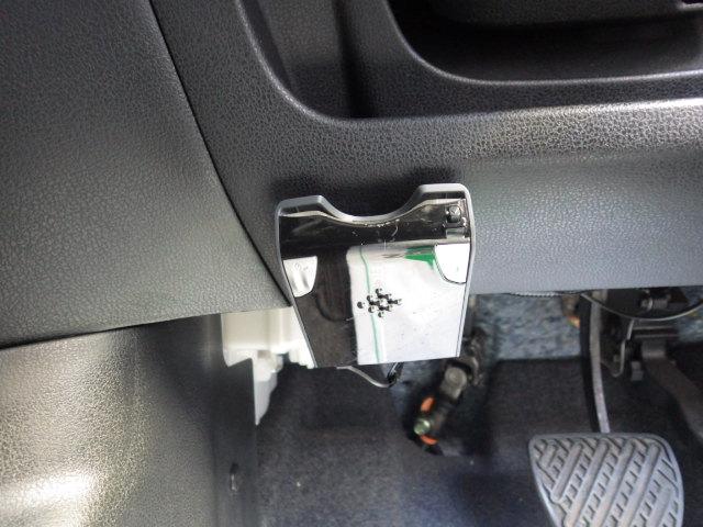 ノート X FOUR 社外ナビ フルセグTV バックカメラ ETC プッシュスタート スマートキー エンジンスターター 夏冬タイヤ(15枚目)