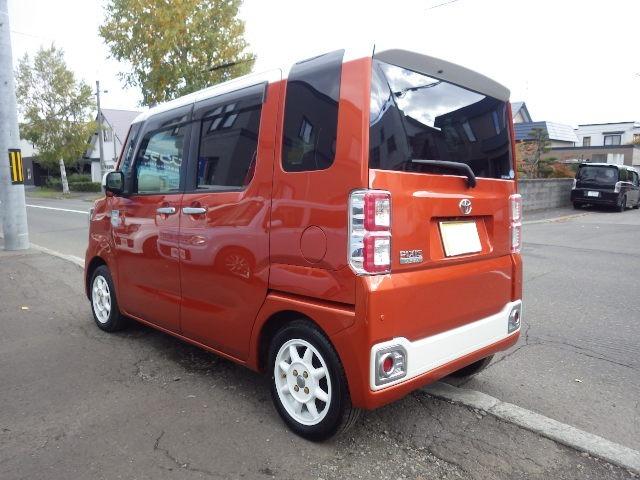 TOYOTA PIXIS MEGA G TURBO SA II
