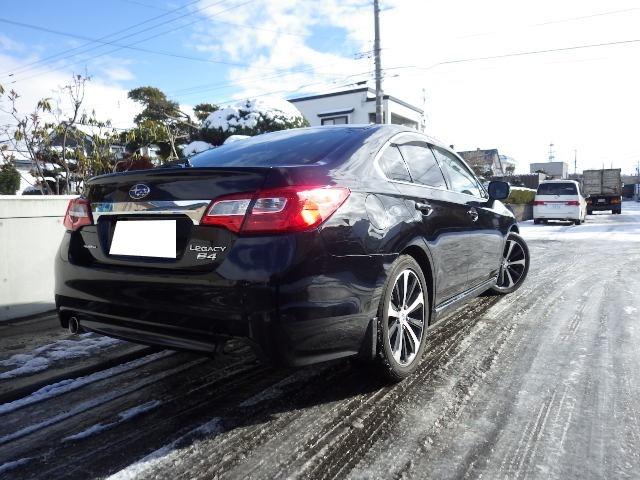 レガシィＢ４ リミテッド　４ＷＤ　社外ナビ　フルセグＴＶ　バックカメラ　Ｂｌｕｅｔｏｏｔｈ　エンジンスターター　ドライブレコーダー（7枚目）