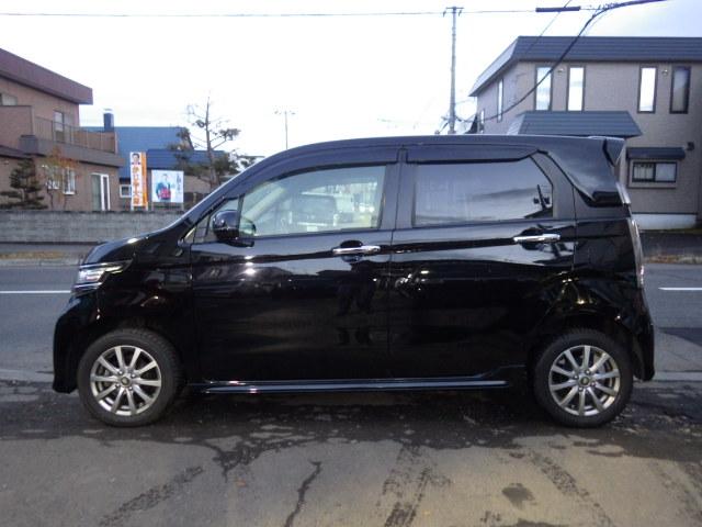 Ｎ－ＷＧＮカスタム Ｇ・ターボパッケージ　４ＷＤ　純正ナビ　バックカメラ　スマートキー（3枚目）