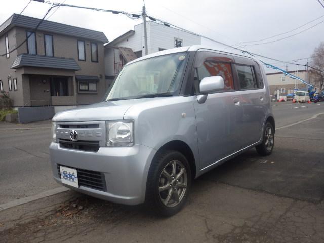 ピクシススペース Ｌ　４ＷＤ　純正ナビ　ワンセグＴＶ　バックカメラ　エンジンスターター　夏冬タイヤ（2枚目）