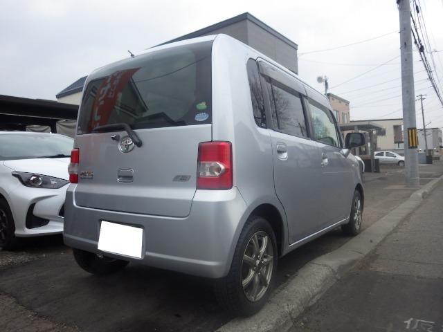 ピクシススペース Ｌ　４ＷＤ　純正ナビ　ワンセグＴＶ　バックカメラ　エンジンスターター　夏冬タイヤ（7枚目）