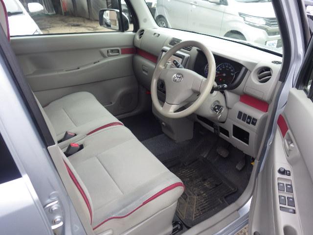 ピクシススペース Ｌ　４ＷＤ　純正ナビ　ワンセグＴＶ　バックカメラ　エンジンスターター　夏冬タイヤ（9枚目）