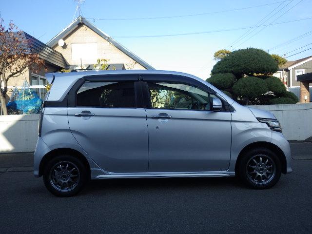 N-WGNカスタム G・Aパッケージ 4WD 純正ナビ ワンセグTV Bluetooth バックカメラ HID スマートキー 夏冬タイヤ(6枚目)