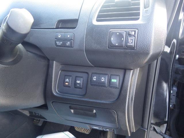 セレナ ハイウェイスター アドバンスドセーフティパッケージ 4WD 純正ナビ フルセグTV Bluetooth アラウンドビューモニター フリップダウンモニター 両側パワースライドドア LEDライト(14枚目)