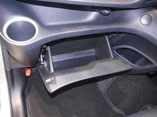 シエンタ Ｇ　衝突被害軽減　ウォークスルー　ＶＳＣ　リアカメラ　ＬＥＤライト　デュアルパワースライドドア　４ＷＤ車　キーフリーシステム　フルセグＴＶ　ＡＡＣ　パワーウインドウ　ＤＶＤ　ナビ＆ＴＶ　ＥＴＣ車載器（26枚目）