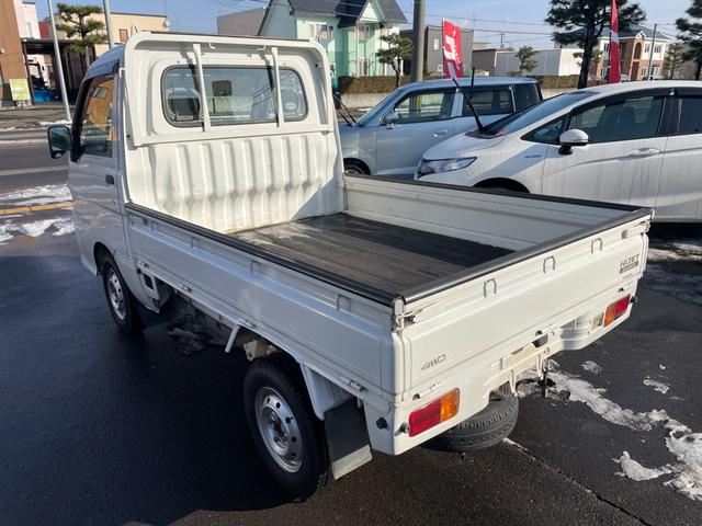 ハイゼットトラック エアコン パワステ スペシャル 4WD 夏冬タイヤ付き タイミングチェーン車(8枚目)