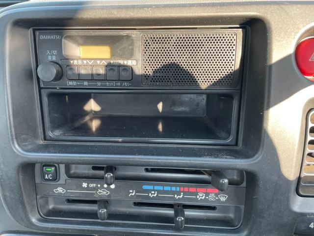 ハイゼットトラック エアコン パワステ スペシャル 4WD 夏冬タイヤ付き タイミングチェーン車(11枚目)