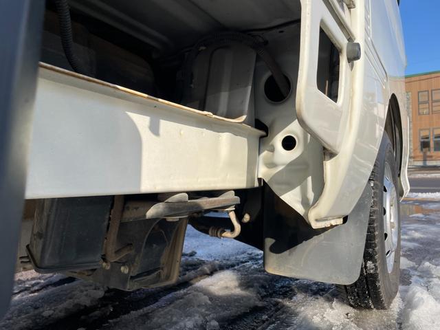 ハイゼットトラック エアコン パワステ スペシャル 4WD 夏冬タイヤ付き タイミングチェーン車(15枚目)