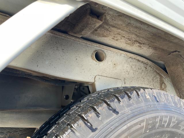 ハイゼットトラック エアコン パワステ スペシャル 4WD 夏冬タイヤ付き タイミングチェーン車(16枚目)
