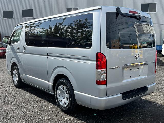 レジアスエースバン ロングスーパーＧＬ　キーレス　純正ＳＤナビＴＶ　バックカメラ　ＥＴＣ　車線逸脱警報　ＬＥＤライト　冬タイヤ積込　ドライブレコーダー（7枚目）