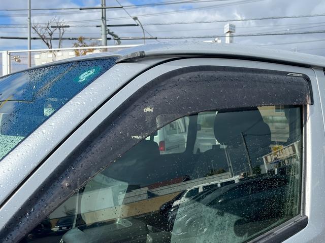 レジアスエースバン ロングスーパーＧＬ　キーレス　純正ＳＤナビＴＶ　バックカメラ　ＥＴＣ　車線逸脱警報　ＬＥＤライト　冬タイヤ積込　ドライブレコーダー（11枚目）