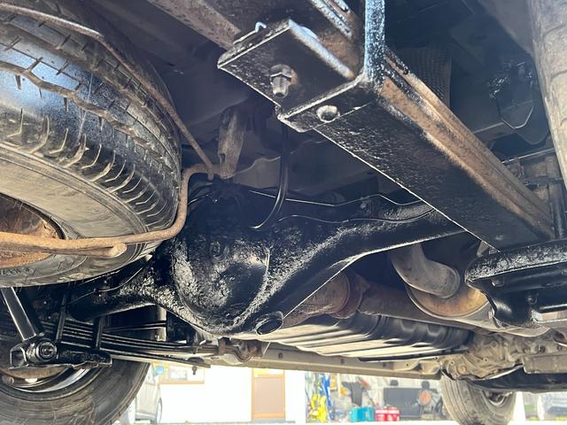 レジアスエースバン ロングスーパーＧＬ　キーレス　純正ＳＤナビＴＶ　バックカメラ　ＥＴＣ　車線逸脱警報　ＬＥＤライト　冬タイヤ積込　ドライブレコーダー（14枚目）