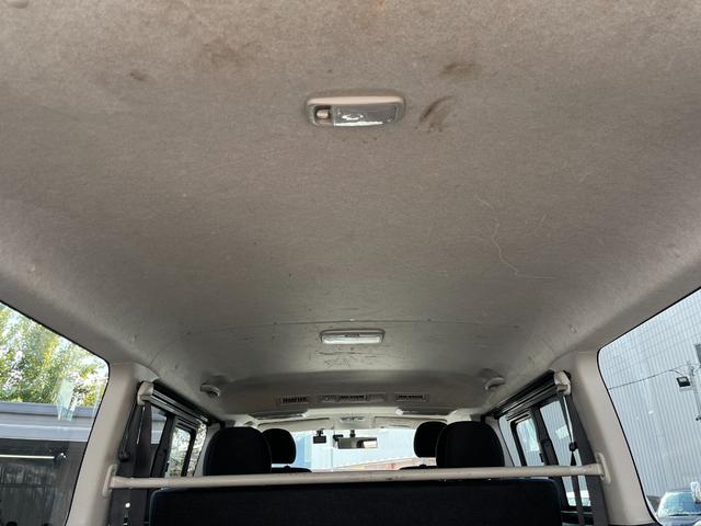 レジアスエースバン ロングスーパーＧＬ　キーレス　純正ＳＤナビＴＶ　バックカメラ　ＥＴＣ　車線逸脱警報　ＬＥＤライト　冬タイヤ積込　ドライブレコーダー（34枚目）
