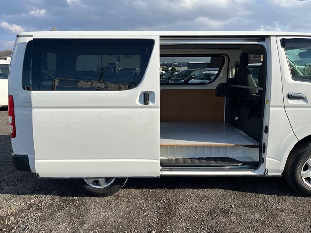 ハイエースバン ロングDX 5ドア 3人乗り 寒冷地仕様 キーレス ETC 社外15インチAW フォグランプ(23枚目)