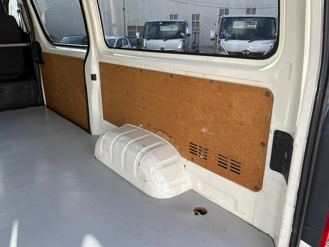 ハイエースバン ロングDX 5ドア 3人乗り 寒冷地仕様 キーレス ETC 社外15インチAW フォグランプ(27枚目)