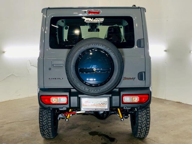 ジムニー 　届出済未使用車／ＥＮ－リフトアップカスタム／３インチリフトアップ／ＴＯＹＯオープンカントリーＴタイヤ／ナイトロパワークロスクロー１６インチＡＷ（8枚目）