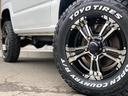 タイヤはＴＯＹＯオープンカントリーＲＴ１８５／８５Ｒ１６ホワイトレター☆新品装着です！