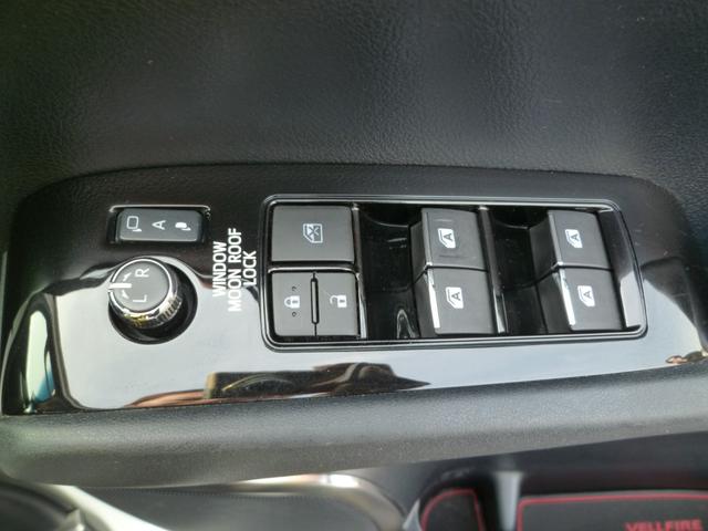 ヴェルファイアハイブリッド ZR あんしん保証付き☆ワンオーナー・モデリスタエアロ&マフラー・ムーンルーフ・純正9インチナビ・TSS・純正インテリアイルミ・パワーBドア・パワーシート・オットマン・両側パワスラ(21枚目)