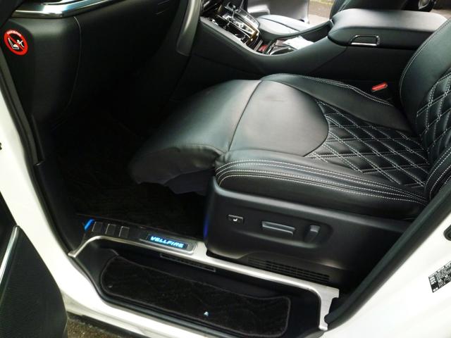 ヴェルファイアハイブリッド ZR あんしん保証付き☆ワンオーナー・モデリスタエアロ&マフラー・ムーンルーフ・純正9インチナビ・TSS・純正インテリアイルミ・パワーBドア・パワーシート・オットマン・両側パワスラ(25枚目)