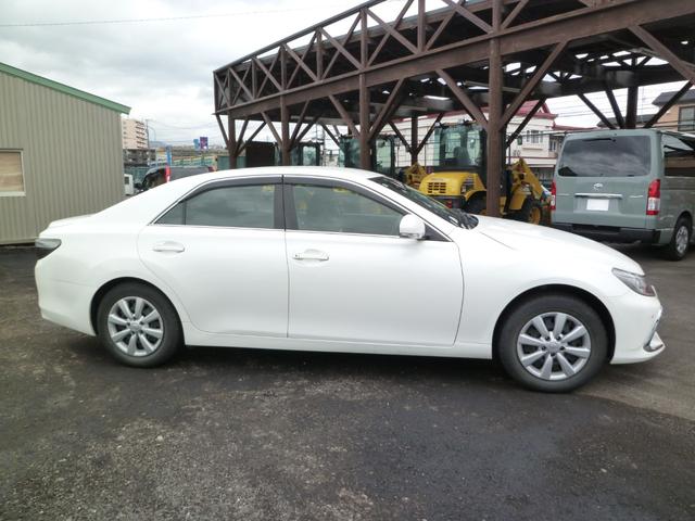 マークX 250G Four Fパッケージ あんしん保証付き☆ レーンキープアシスト・プリクラッシュセーフティ・オートライト・パキングソナー・ナビ・クルコン・デアイサ・電動格納式ドアミラー・純正ホイール(7枚目)