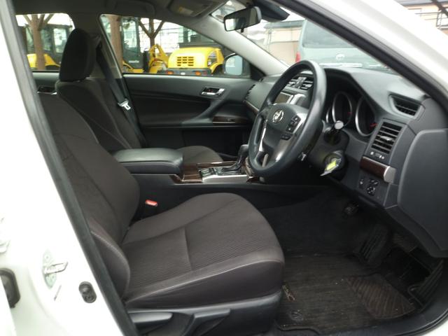 マークX 250G Four Fパッケージ あんしん保証付き☆ レーンキープアシスト・プリクラッシュセーフティ・オートライト・パキングソナー・ナビ・クルコン・デアイサ・電動格納式ドアミラー・純正ホイール(16枚目)