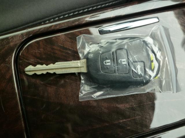 マークX 250G Four Fパッケージ あんしん保証付き☆ レーンキープアシスト・プリクラッシュセーフティ・オートライト・パキングソナー・ナビ・クルコン・デアイサ・電動格納式ドアミラー・純正ホイール(34枚目)