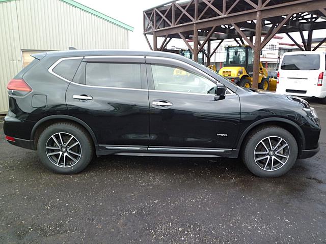 エクストレイル ２０Ｘｉ　ハイブリッド（10枚目）