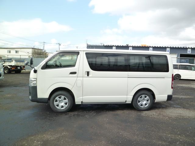 ハイエースバン ロングＤＸ　あんしん保証付き☆　寒冷地仕様・９人乗・バックカメラ・ドラレコ前・リアヒーター・キーレス・ハロゲンヘッドライト・パワーヒーター・社外ナビ・ライトレベライザー・ＡＢＳ（2枚目）