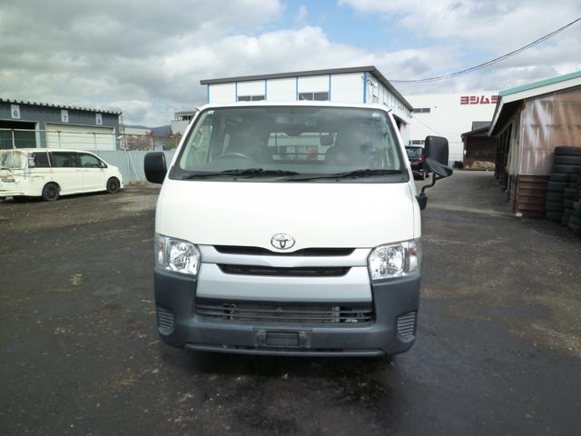 ハイエースバン ロングＤＸ　あんしん保証付き☆　寒冷地仕様・９人乗・バックカメラ・ドラレコ前・リアヒーター・キーレス・ハロゲンヘッドライト・パワーヒーター・社外ナビ・ライトレベライザー・ＡＢＳ（8枚目）