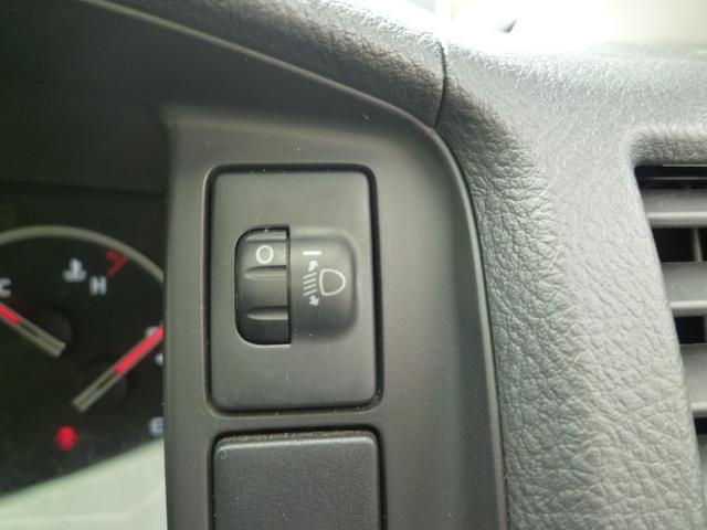 ハイエースバン ロングＤＸ　あんしん保証付き☆　寒冷地仕様・９人乗・バックカメラ・ドラレコ前・リアヒーター・キーレス・ハロゲンヘッドライト・パワーヒーター・社外ナビ・ライトレベライザー・ＡＢＳ（20枚目）