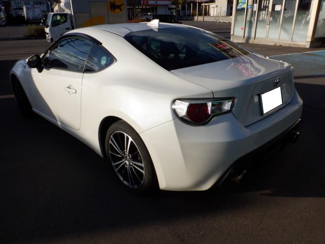 86 GT ワンオーナー・F&Bカメラ・ミラーヒーター・ETC・オートライト・HIDヘッドライト・純正ナビ・純正AW・スマートキー・電動格納式ドアミラー・フルセグTV(3枚目)