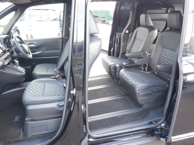 ヴォクシー ハイブリッドＳ－Ｚ　ワンオーナー／社外アルミホイール／純正アルミ有／ローダウン／ハーフレザー／パワーバックドア／ステアリングヒーター（14枚目）