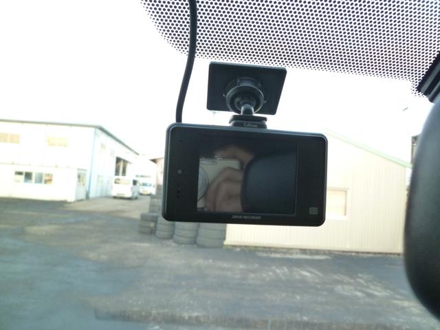 ハイエースバン ロングDX 寒冷地仕様・9人乗・Rヒーター付 あんしん保証付き☆ ドラレコ・バックカメラ・リヤヒーター・片側スライドア・ETC(19枚目)