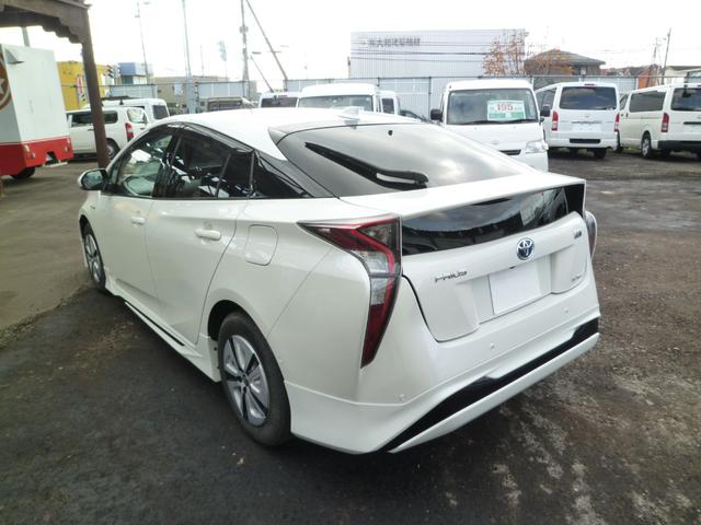 プリウス A あんしん保証付き☆ モデリスタエアロ・パーキングアシスト・バックカメラ・ヘッドアップディスプレイ・ブラインドスポットモニター・クルコン・パーキングソナー・ETC・デアイサ(3枚目)