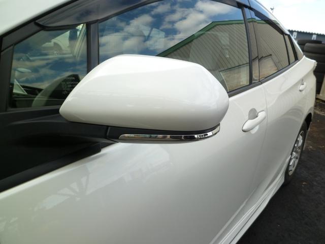 プリウス A あんしん保証付き☆ モデリスタエアロ・パーキングアシスト・バックカメラ・ヘッドアップディスプレイ・ブラインドスポットモニター・クルコン・パーキングソナー・ETC・デアイサ(17枚目)