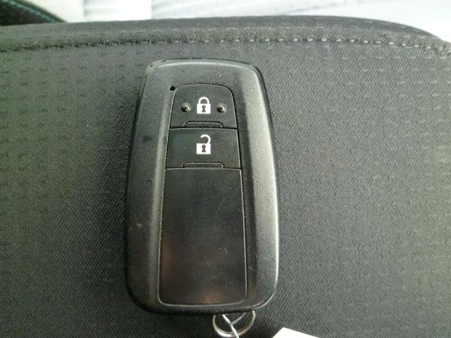 プリウス A あんしん保証付き☆ モデリスタエアロ・パーキングアシスト・バックカメラ・ヘッドアップディスプレイ・ブラインドスポットモニター・クルコン・パーキングソナー・ETC・デアイサ(42枚目)