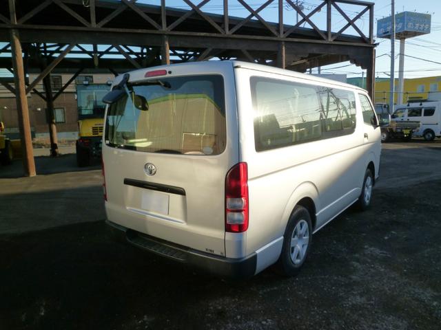 レジアスエースバン ロングＤＸ　あんしん保証付き☆　左側スライドドア・リヤヒーター・ＥＴＣ・キーレス・フルセグＴＶ・ライトレベライザー（5枚目）