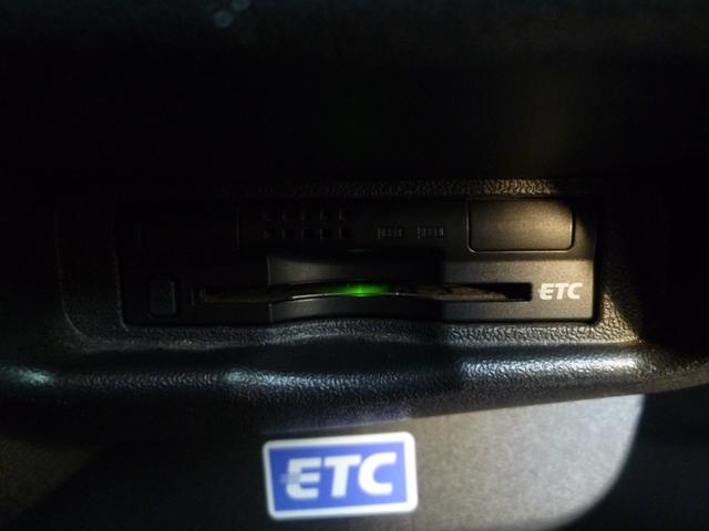 レジアスエースバン ロングＤＸ　あんしん保証付き☆　左側スライドドア・リヤヒーター・ＥＴＣ・キーレス・フルセグＴＶ・ライトレベライザー（18枚目）