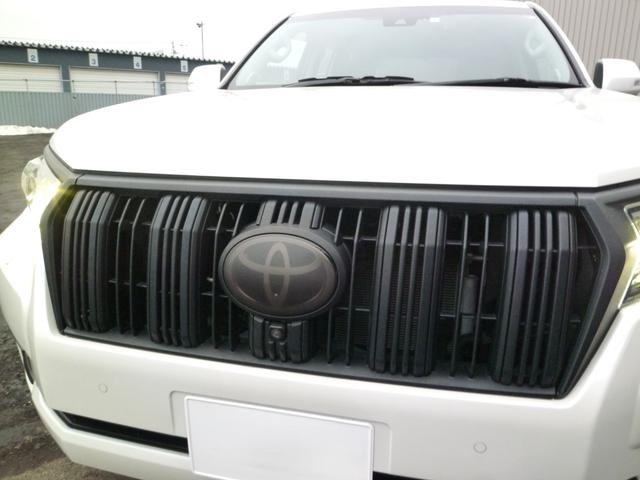 ランドクルーザープラド ＴＸ　Ｌパッケージ　マットブラックエディション　サンルーフ・電動シート・革シート・純正ＡＷ・全方位カメラ・ＬＥＤヘッドライト・ＥＴＣ２．０・電格オートミラー・シートヒーター、エアコン・ドラレコ前後・ルーフレール・ライトウォッシャー（10枚目）