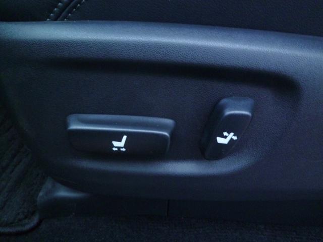 ランドクルーザープラド ＴＸ　Ｌパッケージ　マットブラックエディション　サンルーフ・電動シート・革シート・純正ＡＷ・全方位カメラ・ＬＥＤヘッドライト・ＥＴＣ２．０・電格オートミラー・シートヒーター、エアコン・ドラレコ前後・ルーフレール・ライトウォッシャー（22枚目）